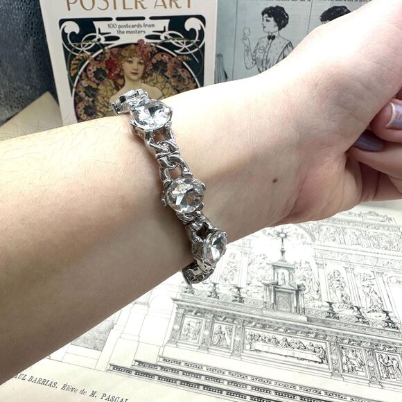 Vintage Clear Rhinestone Stretch Bracelet Silver Tone - Picture 4 of 6